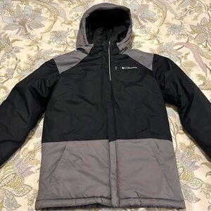 Boy’s Columbia insulated winter jacket with hood